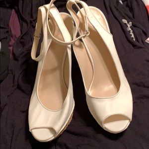 White Nine West open toe 9.5 wedge 5.5inch heel